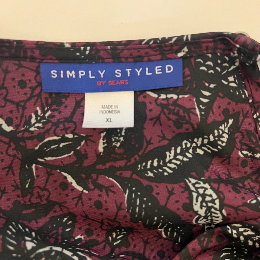 Simply Styled by Sears Women's Burgundy Floral‎ Bell Sleeve Peplum Tunic Top XL - Picture 8 of 9